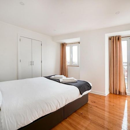 Апартаменты Cozy Flat In Santa Apolonia Лиссабон Экстерьер фото