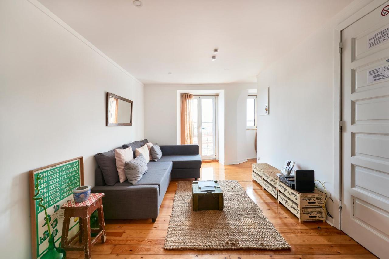 Апартаменты Cozy Flat In Santa Apolonia Лиссабон Экстерьер фото
